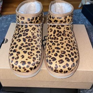 Ultra Mini Leopard Uggs